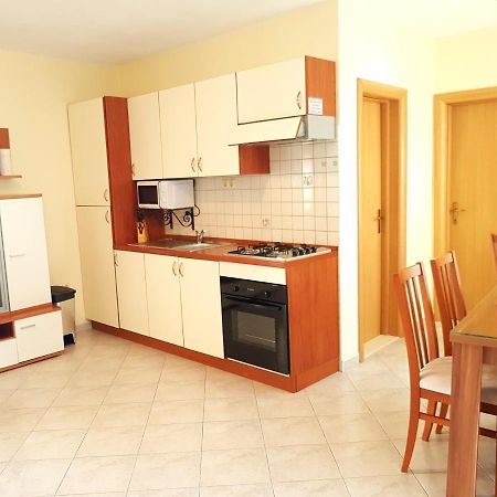 Apartmani Smoljic Primosten Exterior photo